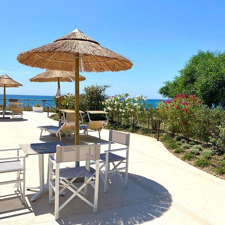 Hotel Mare Pineta Santa Margherita di Pula Ngoại thất bức ảnh