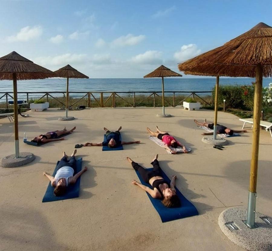 Hotel Mare Pineta Santa Margherita di Pula Ngoại thất bức ảnh