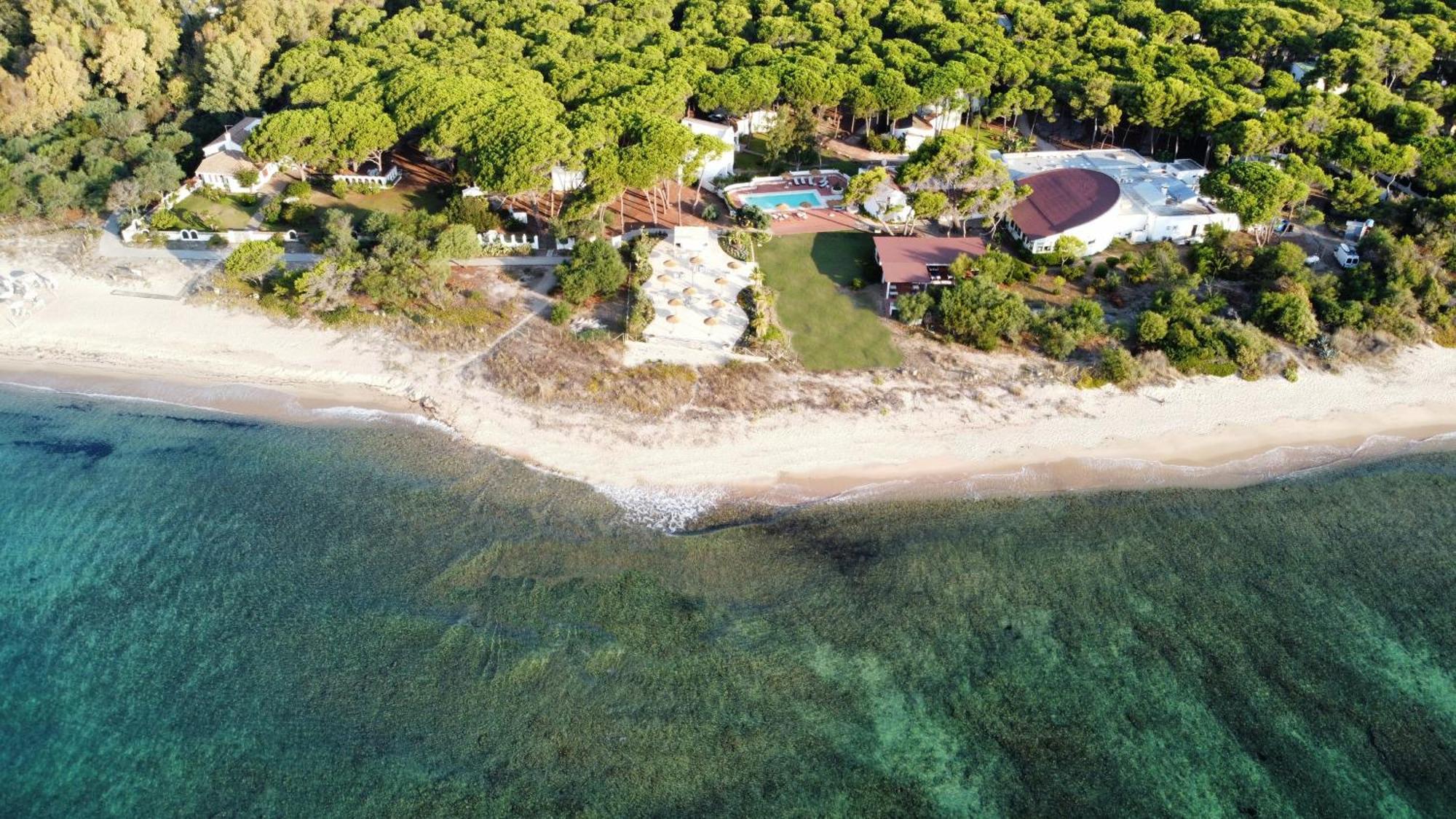 Hotel Mare Pineta Santa Margherita di Pula Ngoại thất bức ảnh